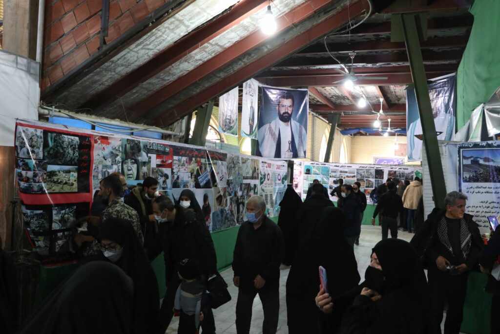 حضور مردم در نمایشگاه کرمان حاج قاسم 1400
